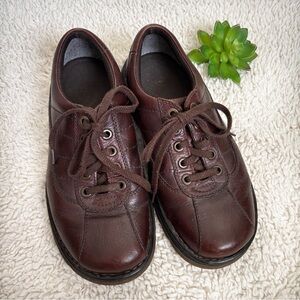 Vintage Dr. Martens Brown Leather Lace Up